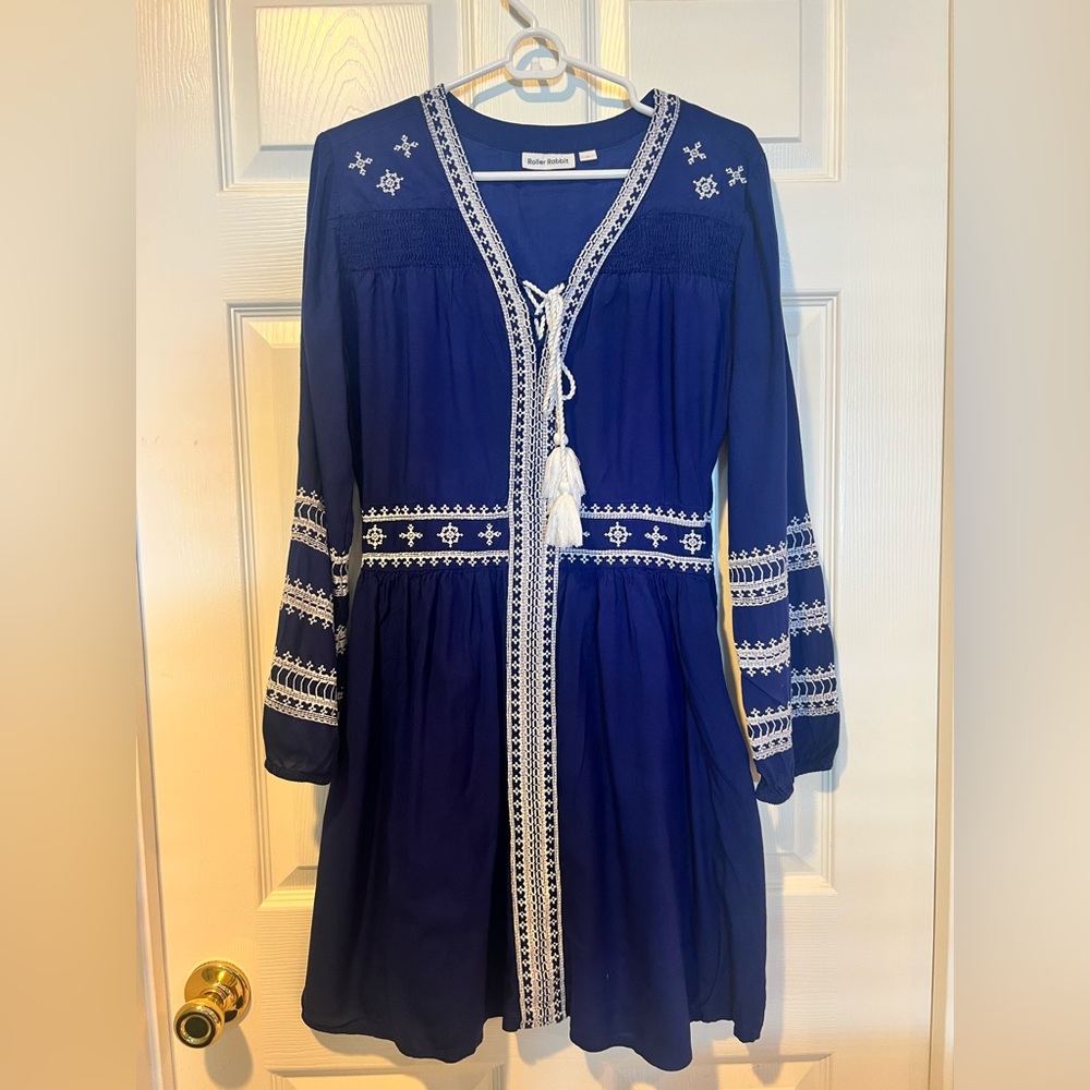 Roller Rabbit Blue Long Sleeve Dress with White Embroidery Size Medium